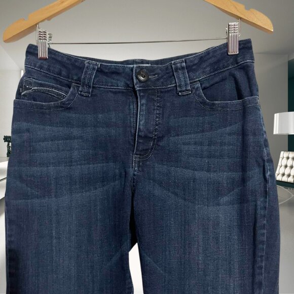 Lee Slender Secret Dark Wash Bootcut Jeans Size 10M – Flattering Lower Waist Fit - Picture 4 of 11